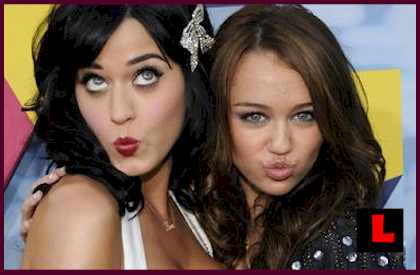 http://www.televisioninternet.com/news/pictures/katy-perry-miley-cyrus-kiss-vma2.jpg